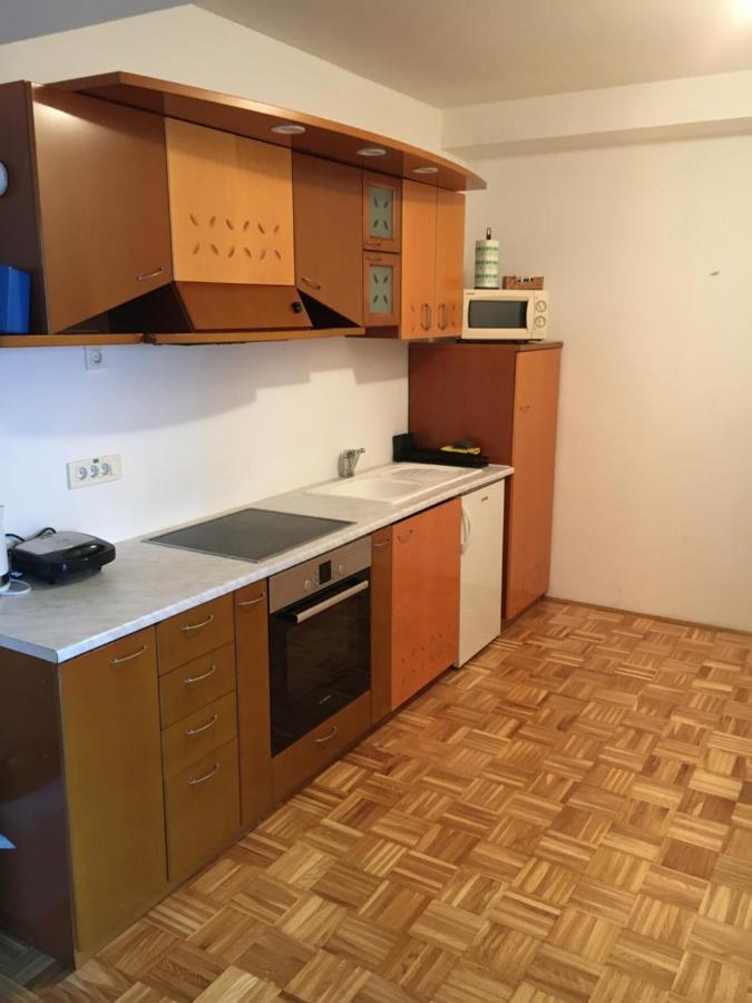 Ferienwohnung Apartma Lunca 2 Laibach Exterior foto
