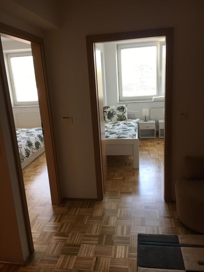 Ferienwohnung Apartma Lunca 2 Laibach Exterior foto