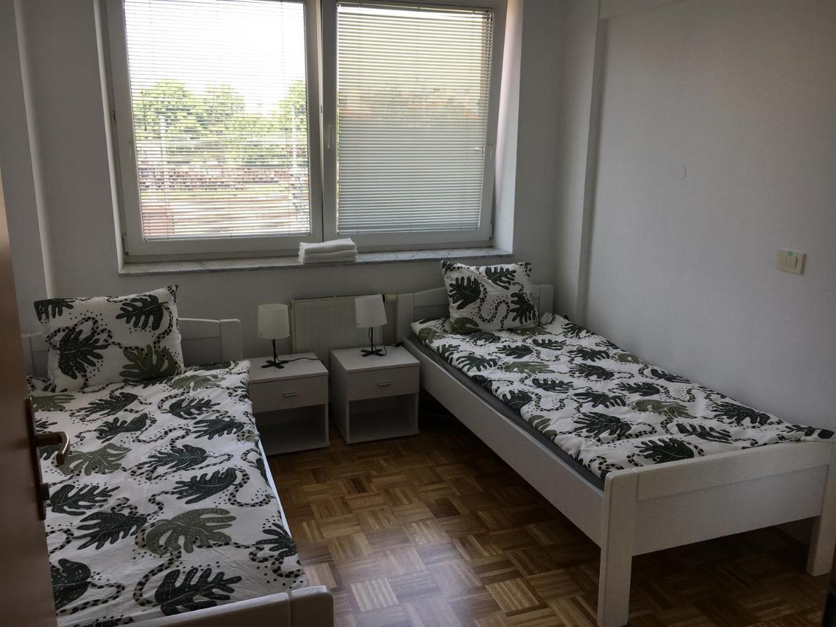 Ferienwohnung Apartma Lunca 2 Laibach Exterior foto